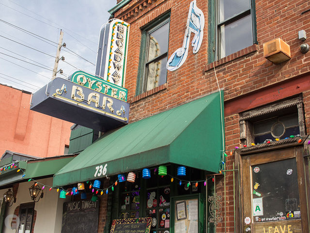 Broadway Oyster Bar